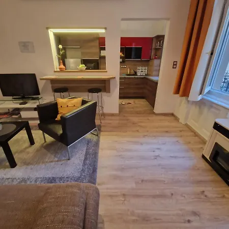 Bartok Apartman Lägenhet *